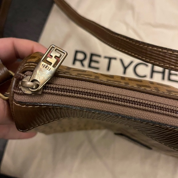 Fendi vintage crossbody bag - Picture 3 of 7